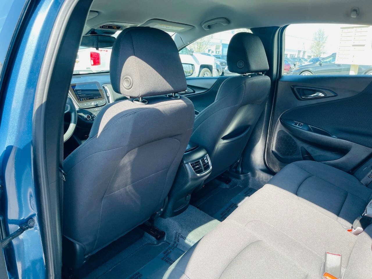 Used 2024 Chevrolet Malibu LT image 19