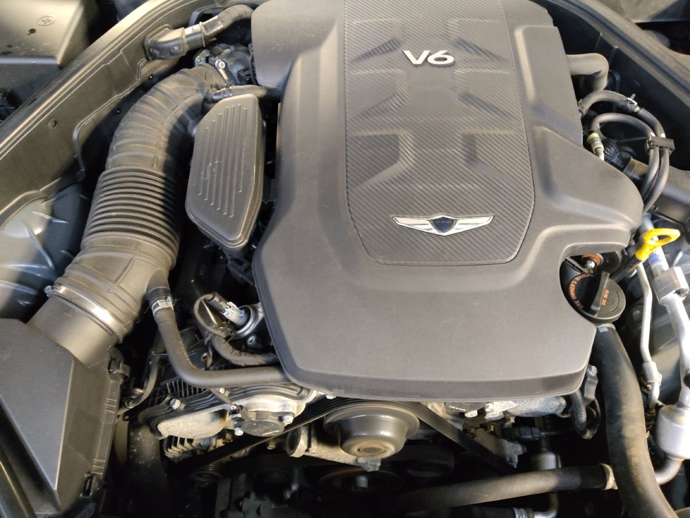 Used 2018 Genesis G80 3.8 image 30