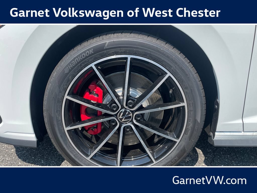 New 2026 Volkswagen Jetta GLI Autobahn FWD image 36