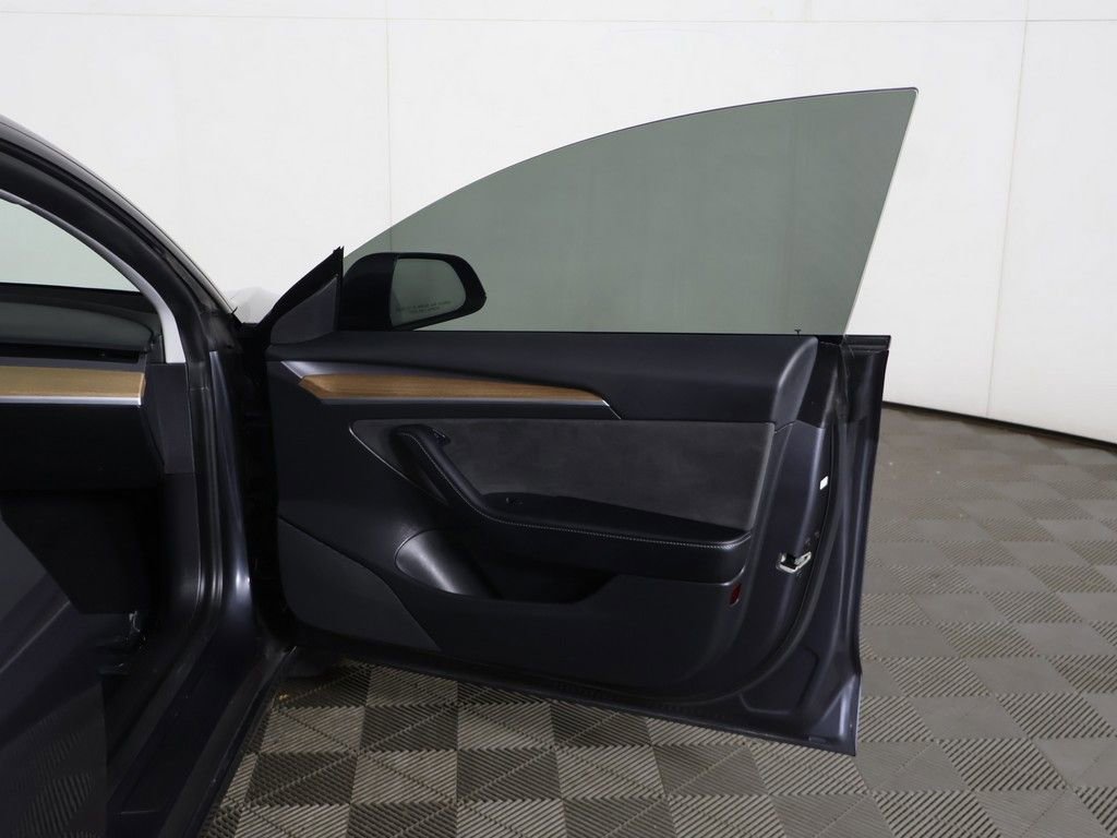 Used 2021 Tesla Model 3 Long Range AWD/4WD image 23