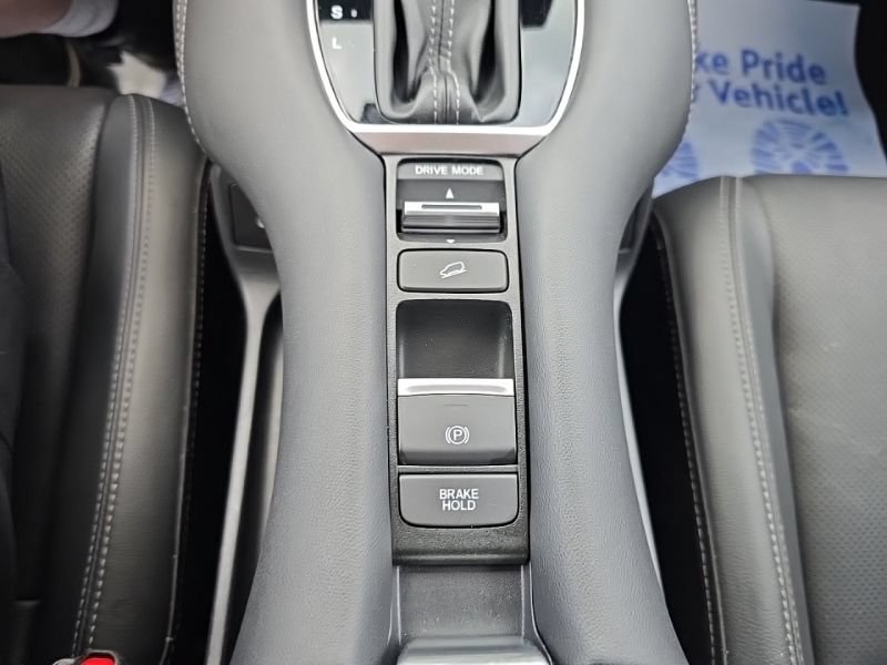 Used 2024 Honda HR-V EX-L image 19