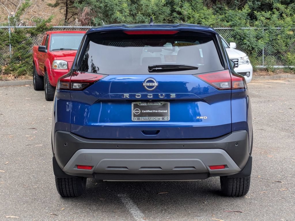Used 2023 Nissan Rogue S AWD/4WD image 6