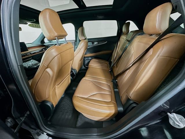 Used 2022 Lincoln Nautilus Reserve w/ Equipment Group 201A image 31