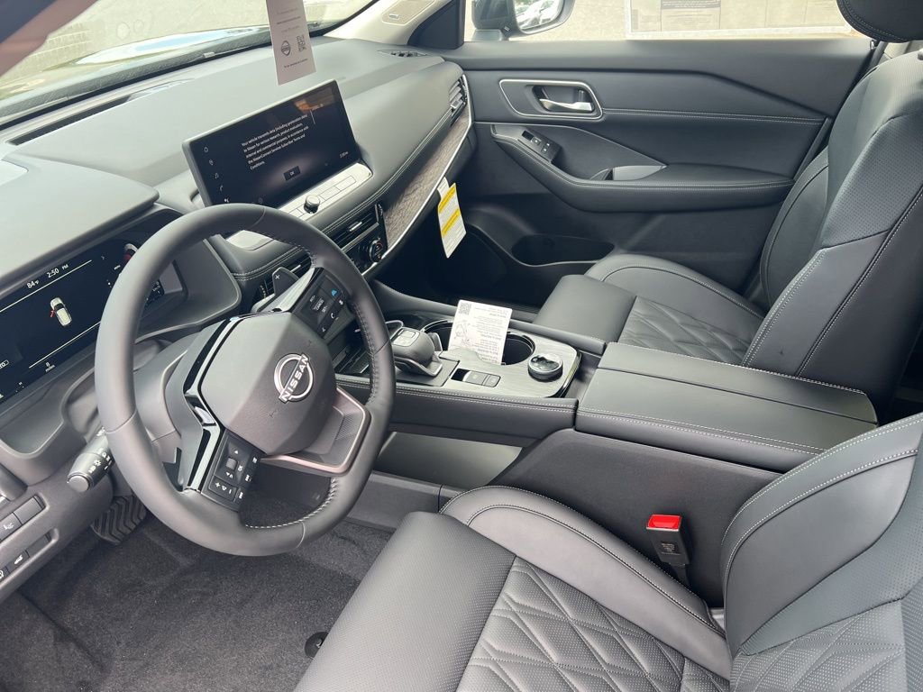 New 2026 Nissan Rogue Platinum image 15