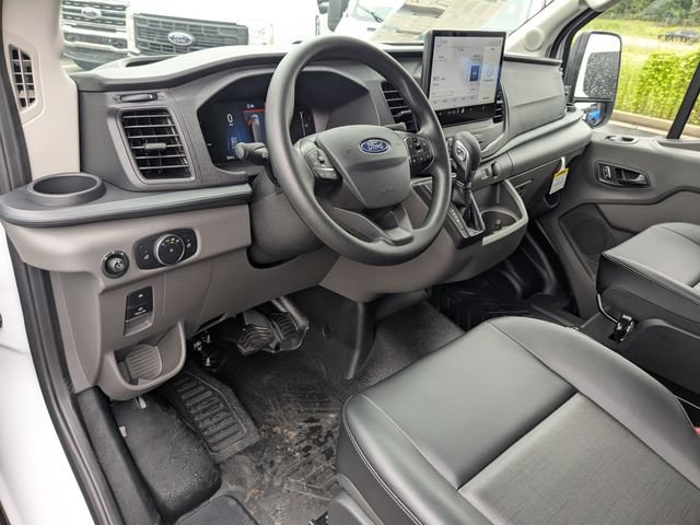 New 2026 Ford Transit 250 148 Medium Roof RWD image 11