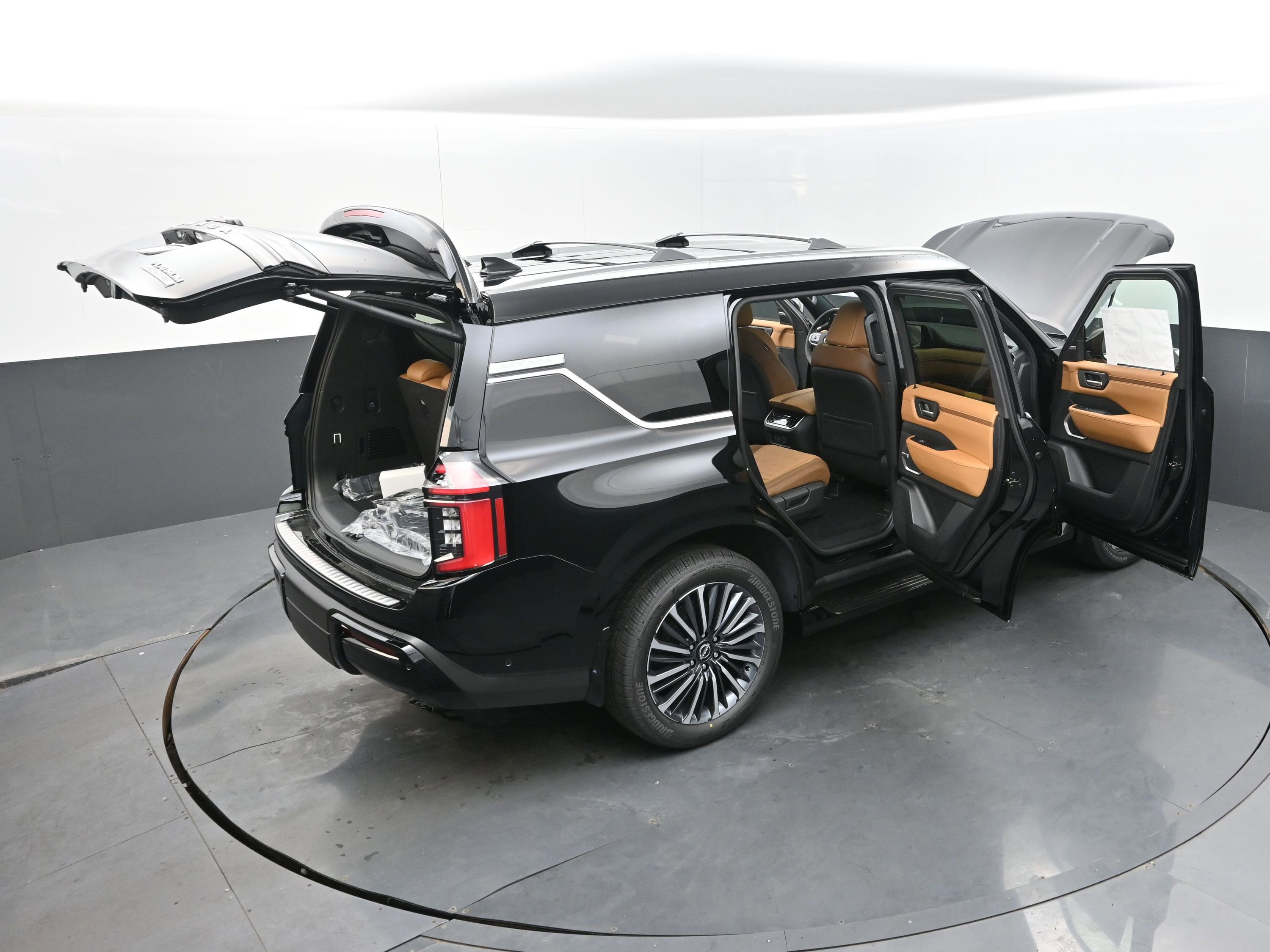 New 2025 Nissan Armada Platinum Reserve image 44