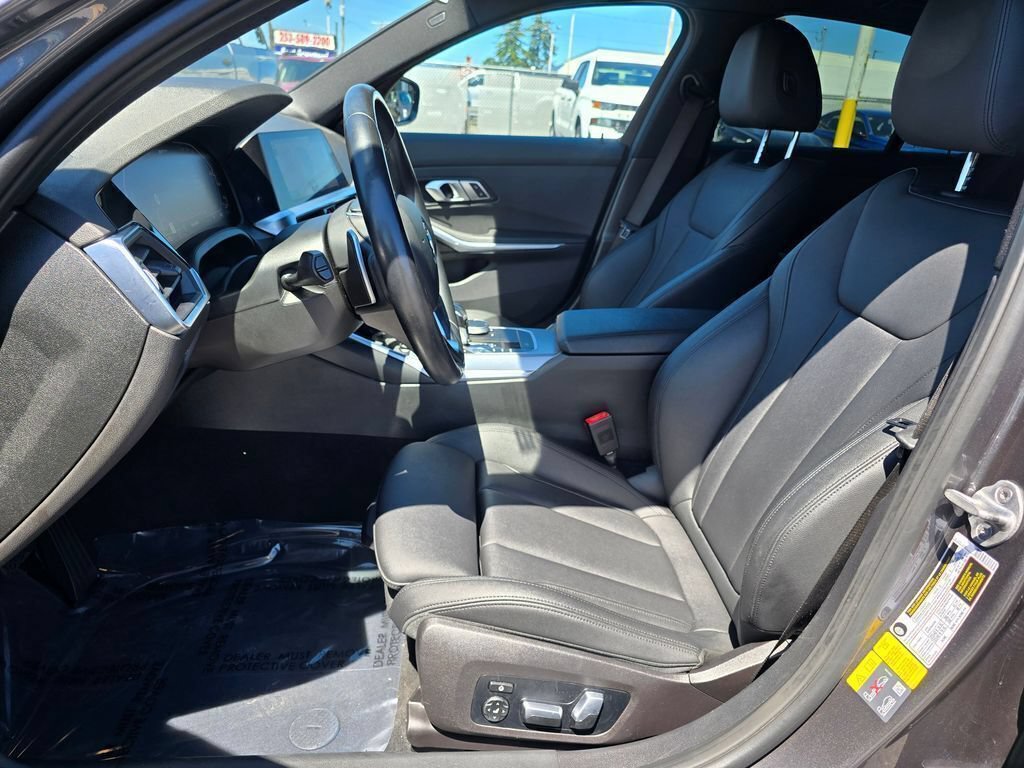 Used 2021 BMW 330e w/ Convenience Package RWD image 20