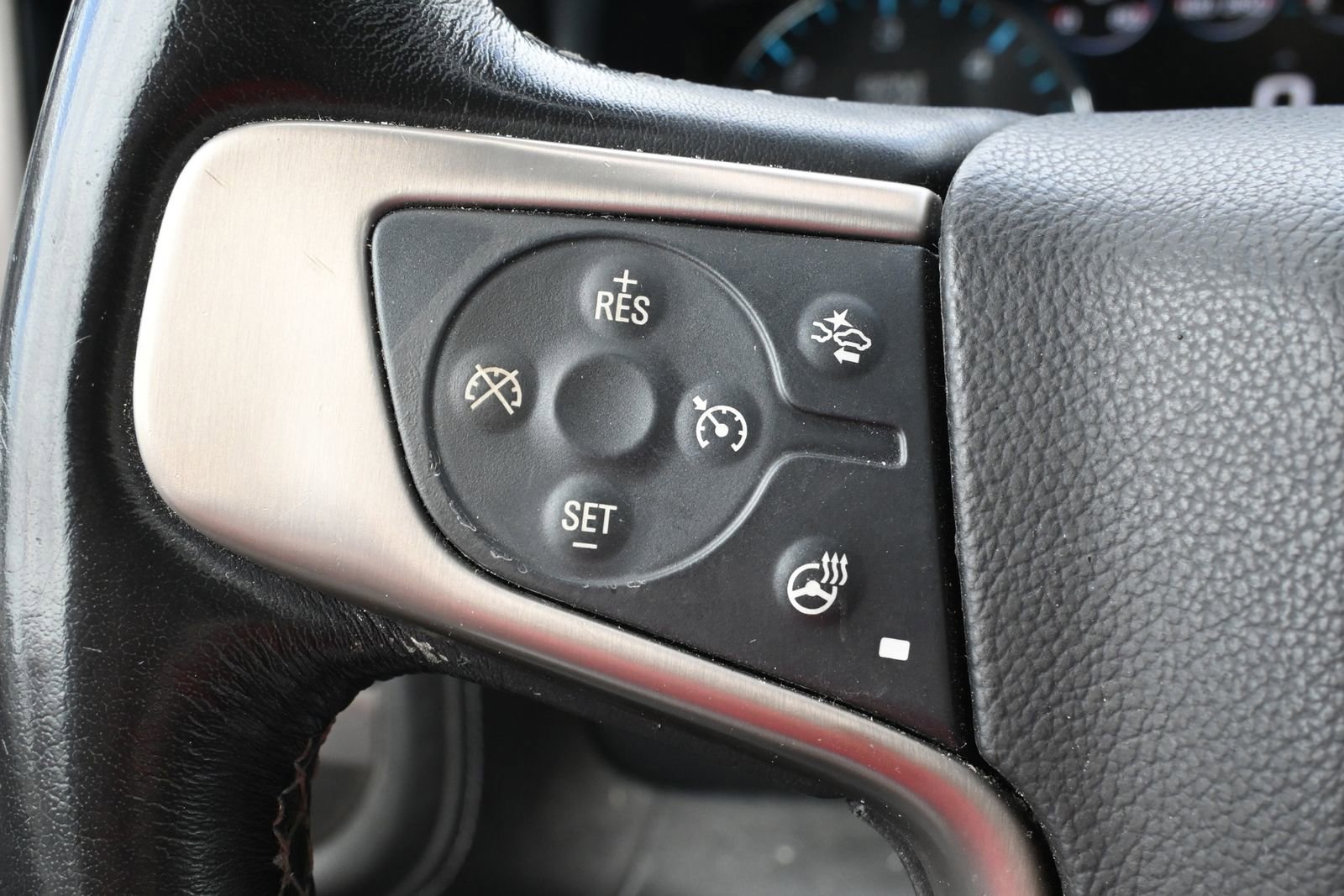 Used 2018 GMC Sierra 1500 Denali AWD/4WD image 11