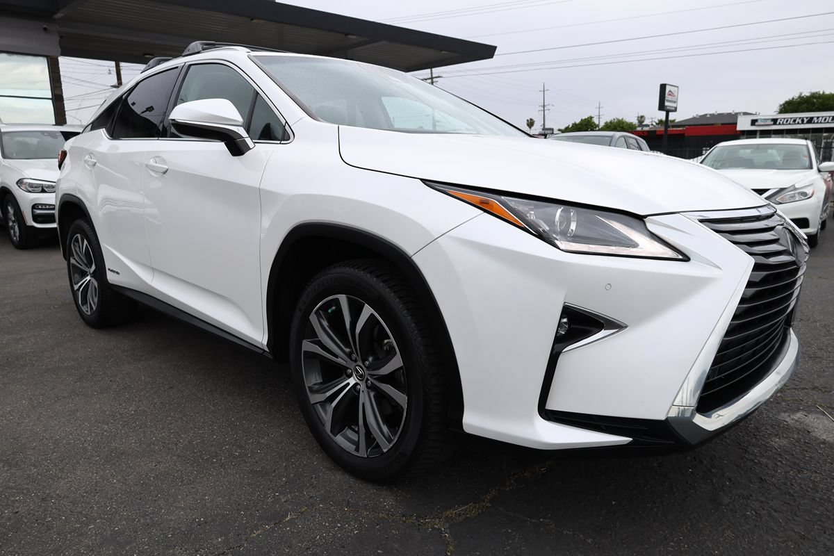 Used 2018 Lexus RX 450h AWD w/ Premium Package image 40