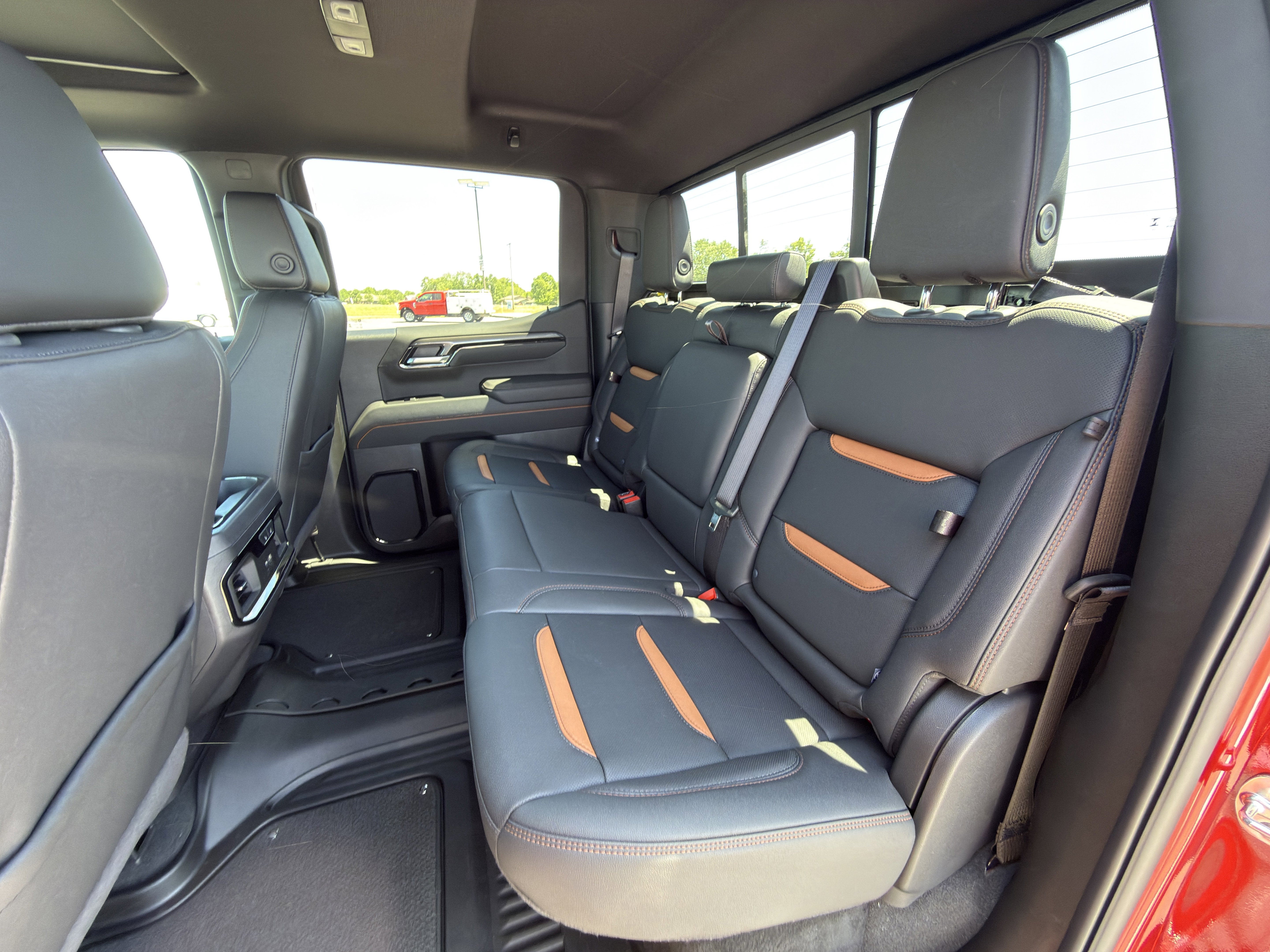 New 2026 GMC Sierra 1500 AT4 w/ AT4 Premium Package AWD/4WD image 16