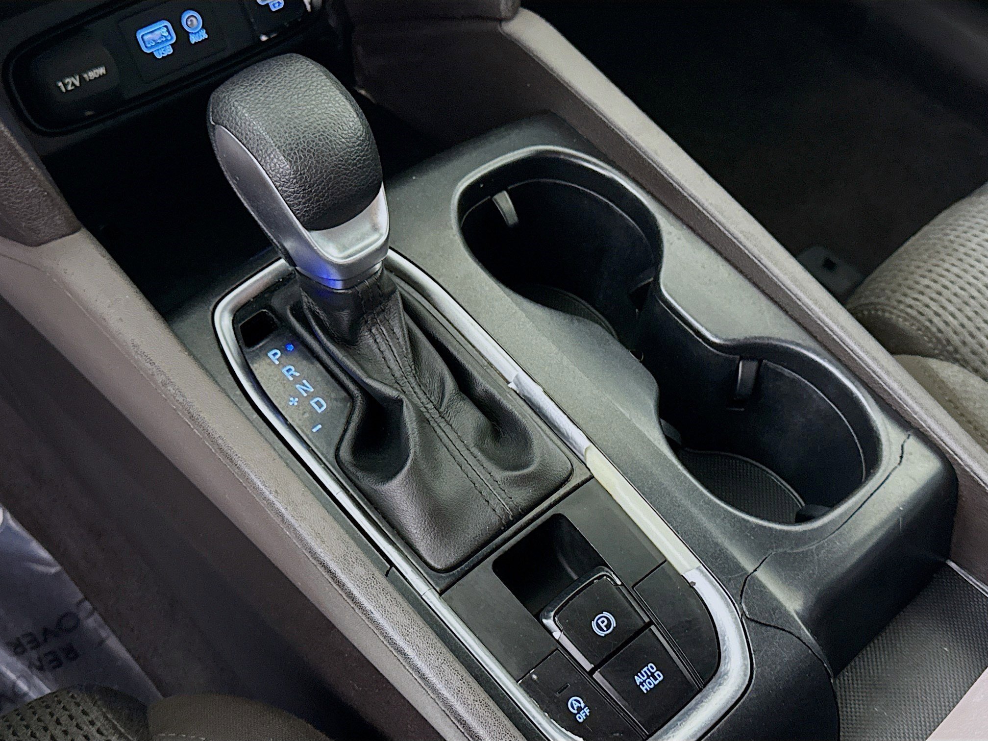 Used 2019 Hyundai Santa Fe SE image 18