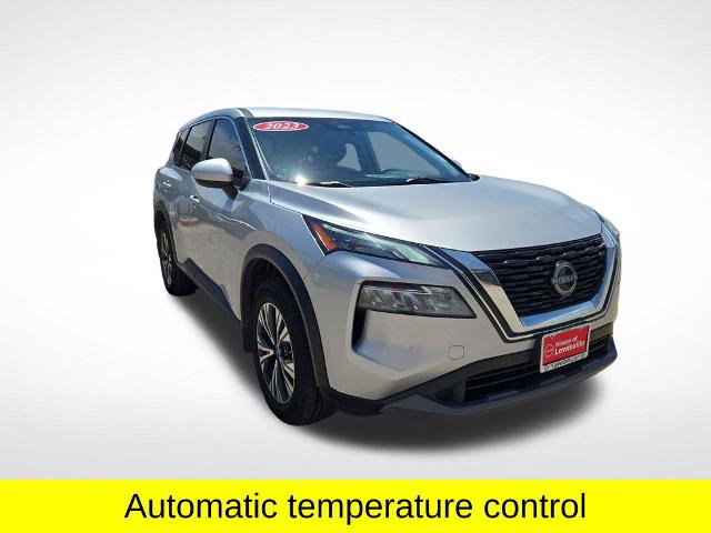 Certified 2023 Nissan Rogue SV FWD image 11
