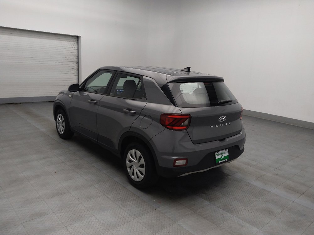 Used 2020 Hyundai Venue SE image 5