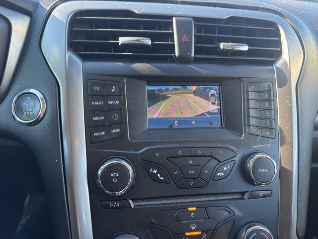 Used 2017 Ford Fusion SE image 14