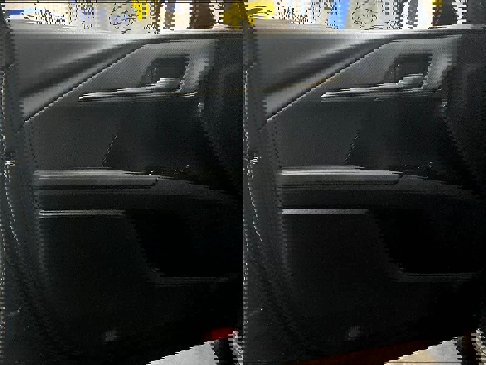 Used 2025 Toyota Camry SE FWD image 9