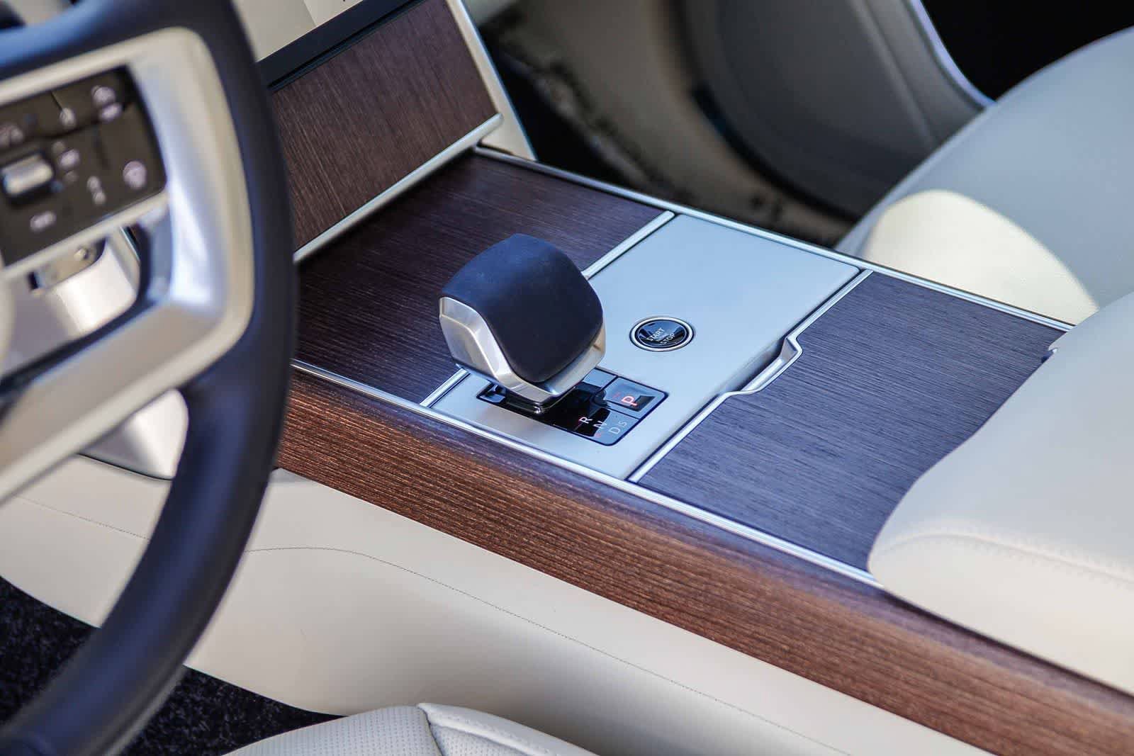 New 2026 Land Rover Range Rover SE image 20