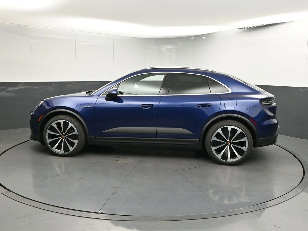 New 2025 Porsche Macan Electric RWD image 2