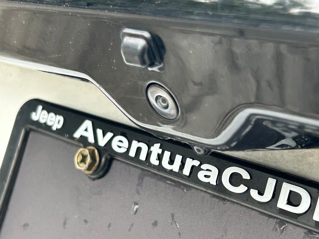 Used 2024 Jeep Wagoneer Series II w/ Flexible Seating Group image 38