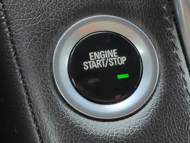 Used 2015 Cadillac Escalade Luxury AWD/4WD image 35