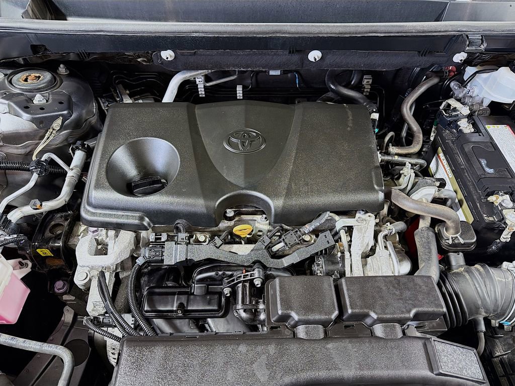 Used 2019 Toyota RAV4 LE image 26