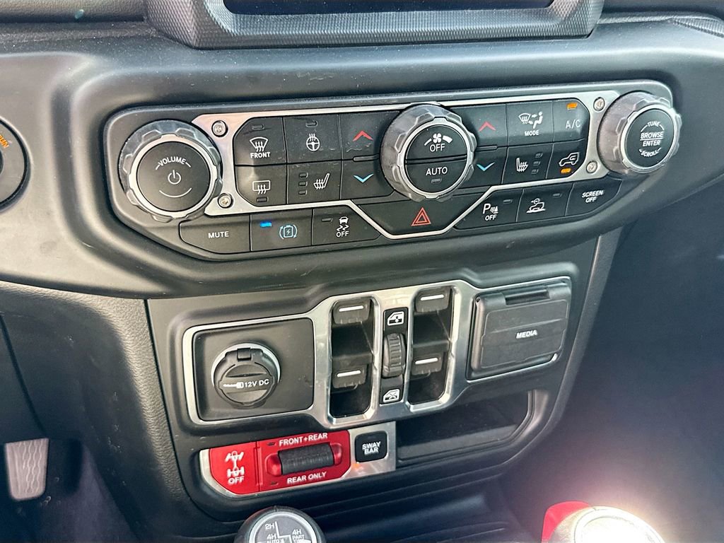 Used 2021 Jeep Wrangler Unlimited Rubicon 4xe w/ Cold Weather Group image 17