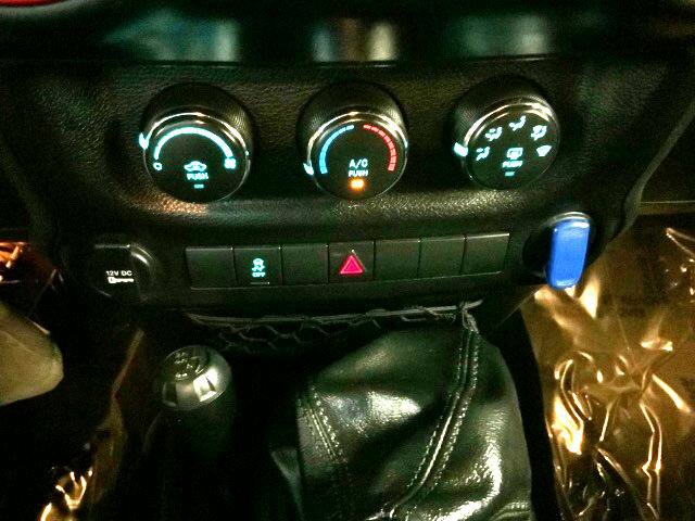 Used 2015 Jeep Wrangler Unlimited Sport image 20