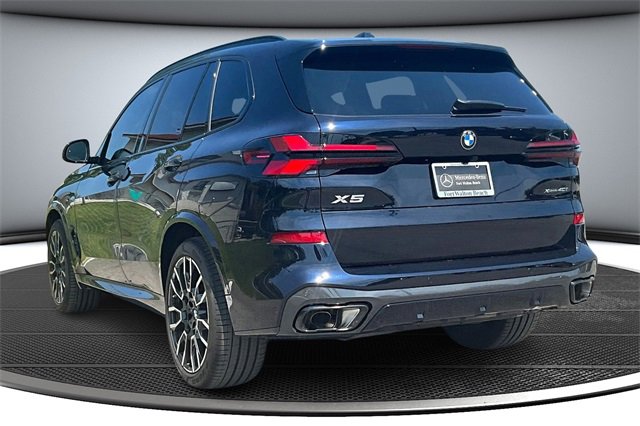 Used 2026 BMW X5 xDrive40i w/ M Sport Package image 4