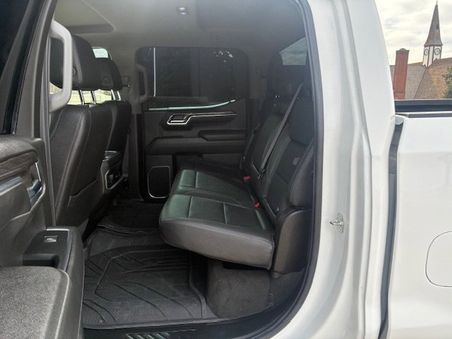 Used 2023 Chevrolet Silverado 1500 LTZ image 18