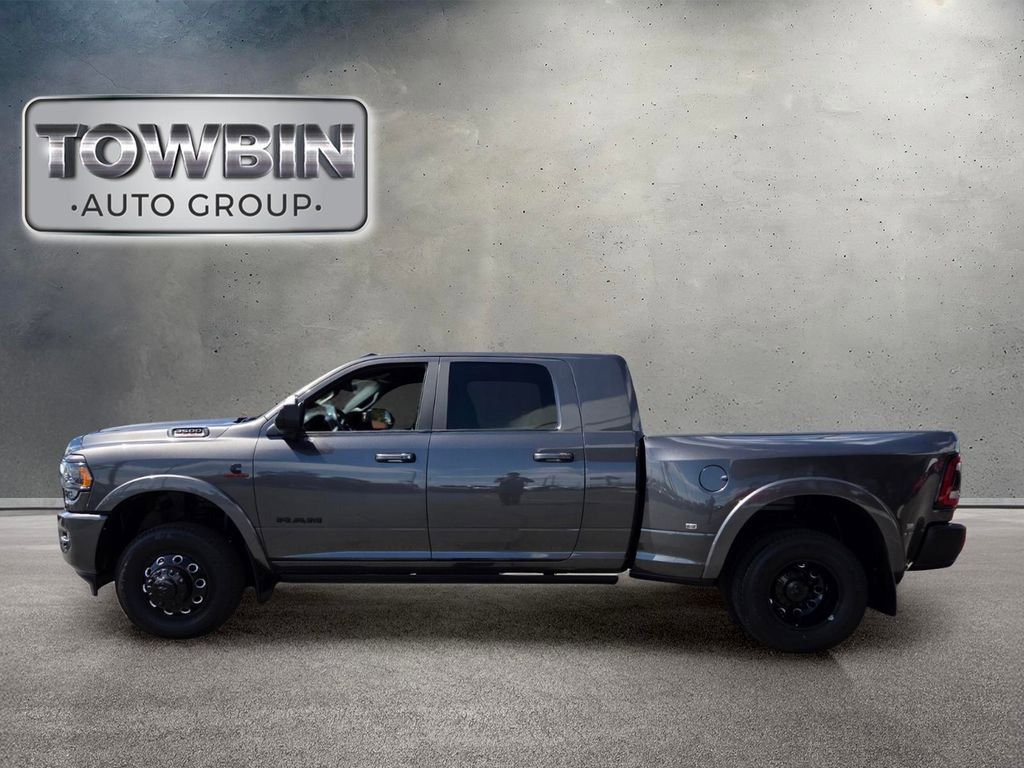 Used 2021 RAM 3500 Limited w/ Night Edition AWD/4WD image 9