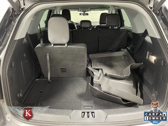 Used 2022 Ford Explorer XLT w/ Equipment Group 202A image 25