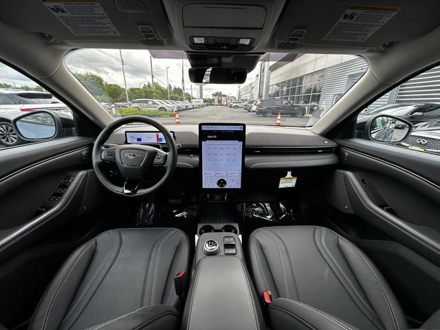 Certified 2024 Ford Mustang Mach-E Premium AWD/4WD image 3