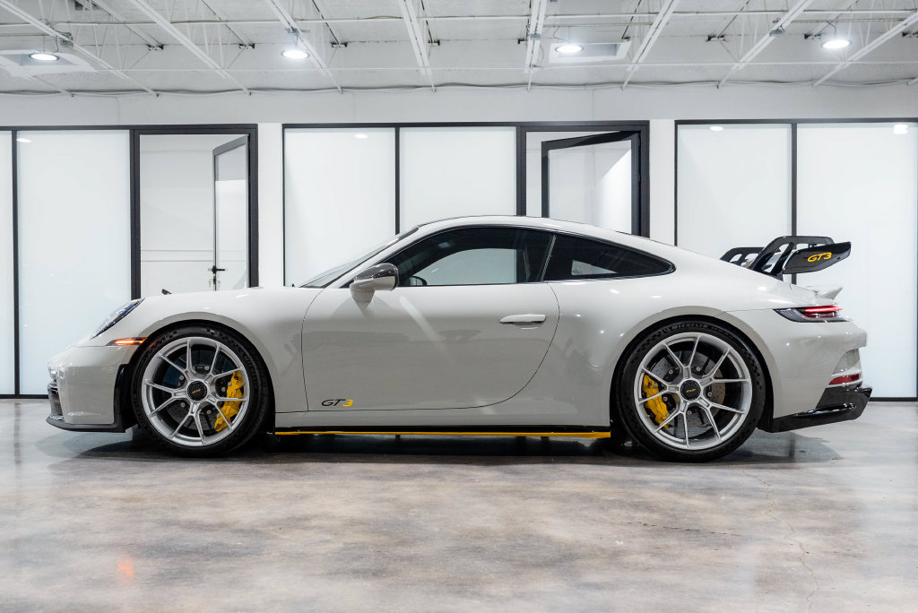 Used 2022 Porsche 911 GT3 RWD image 90