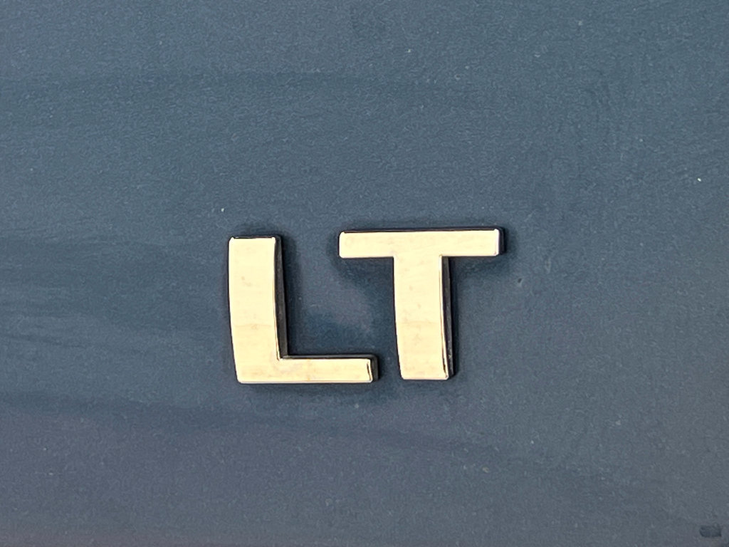 Used 2019 Chevrolet Equinox LT FWD image 40