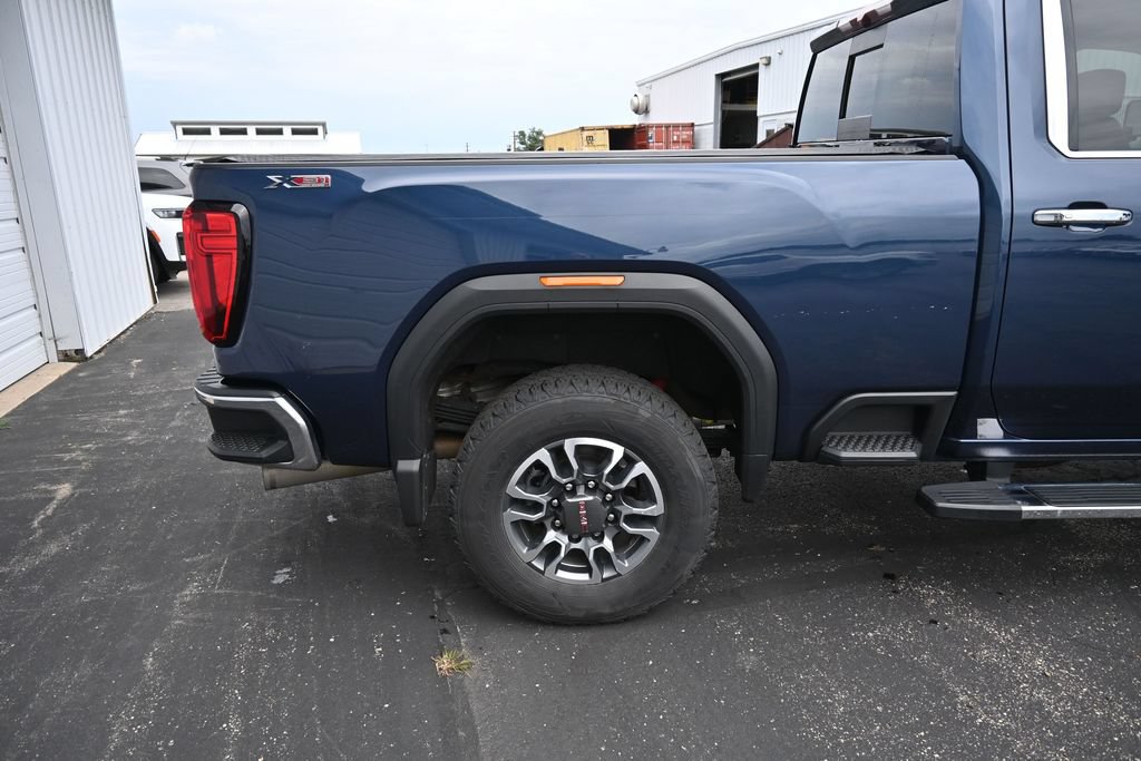 Used 2021 GMC Sierra 2500 SLT w/ SLT Premium Package AWD/4WD image 19