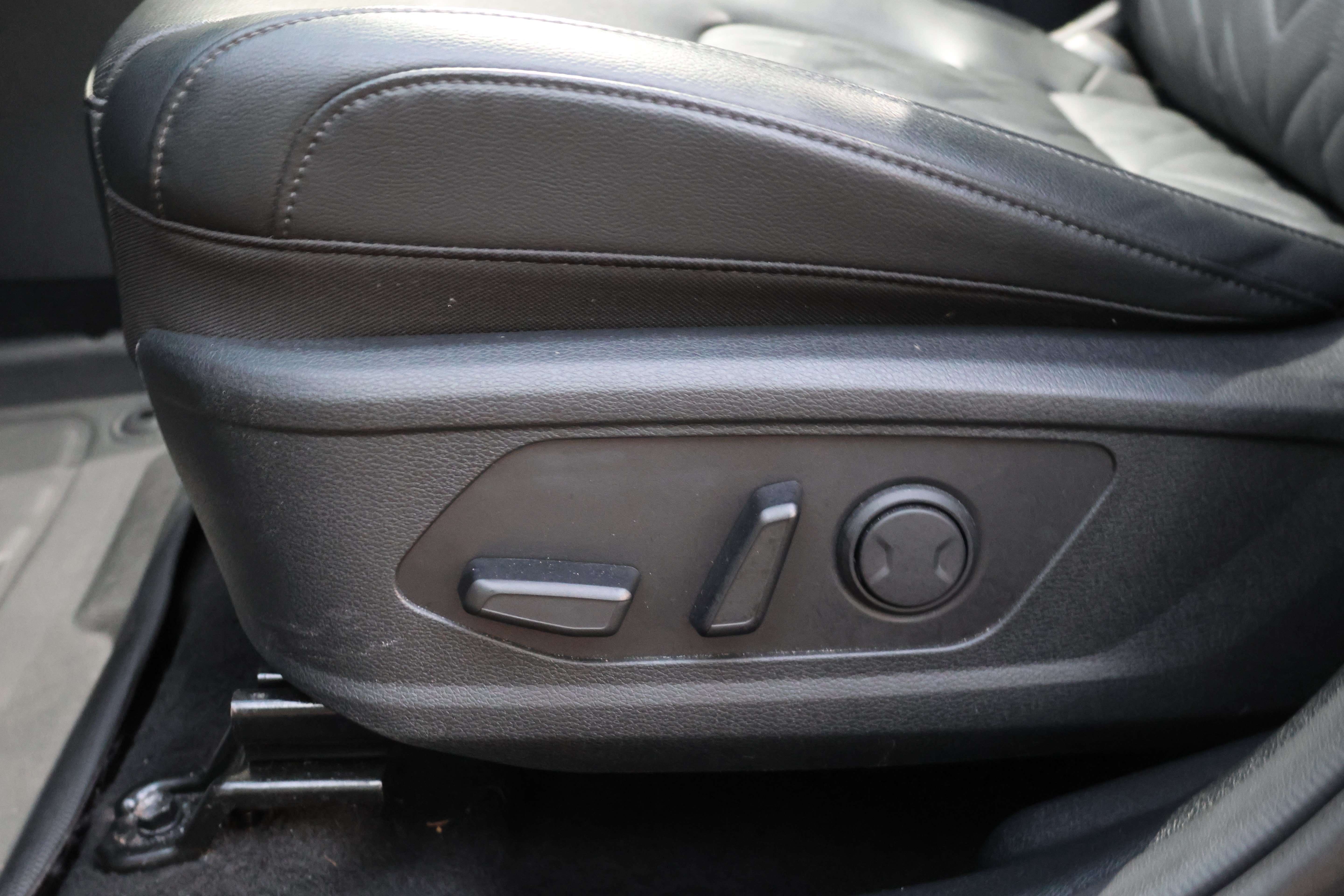 Used 2024 Kia Sportage X-Line w/ X-Line Premium Package AWD/4WD image 24