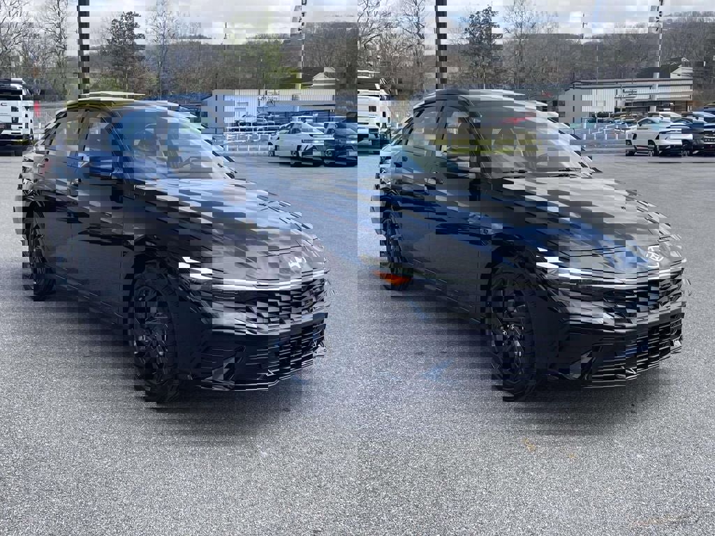 New 2026 Hyundai Elantra Sport image 4