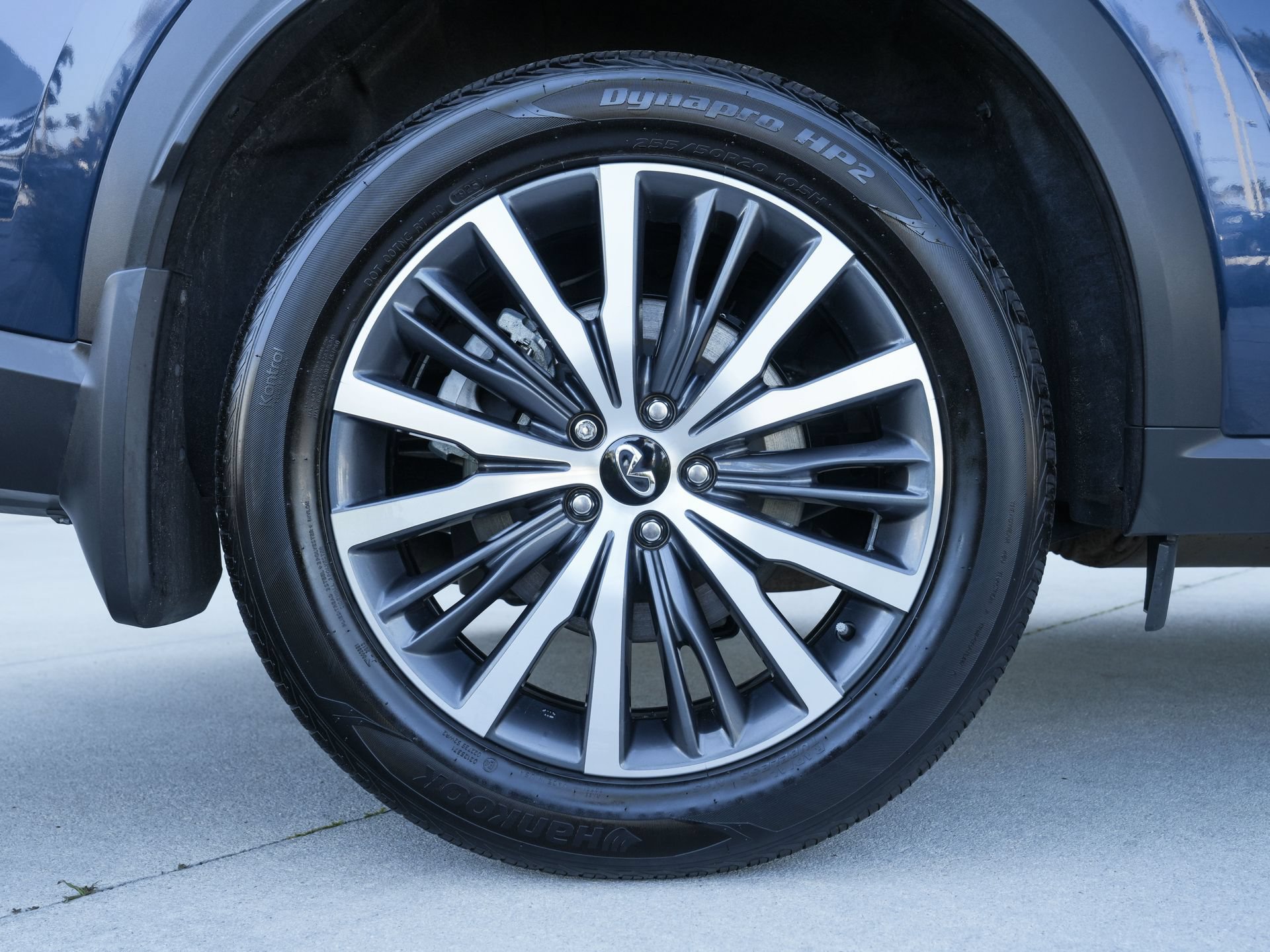 Used 2023 INFINITI QX60 Sensory w/ Vision Package AWD/4WD image 26