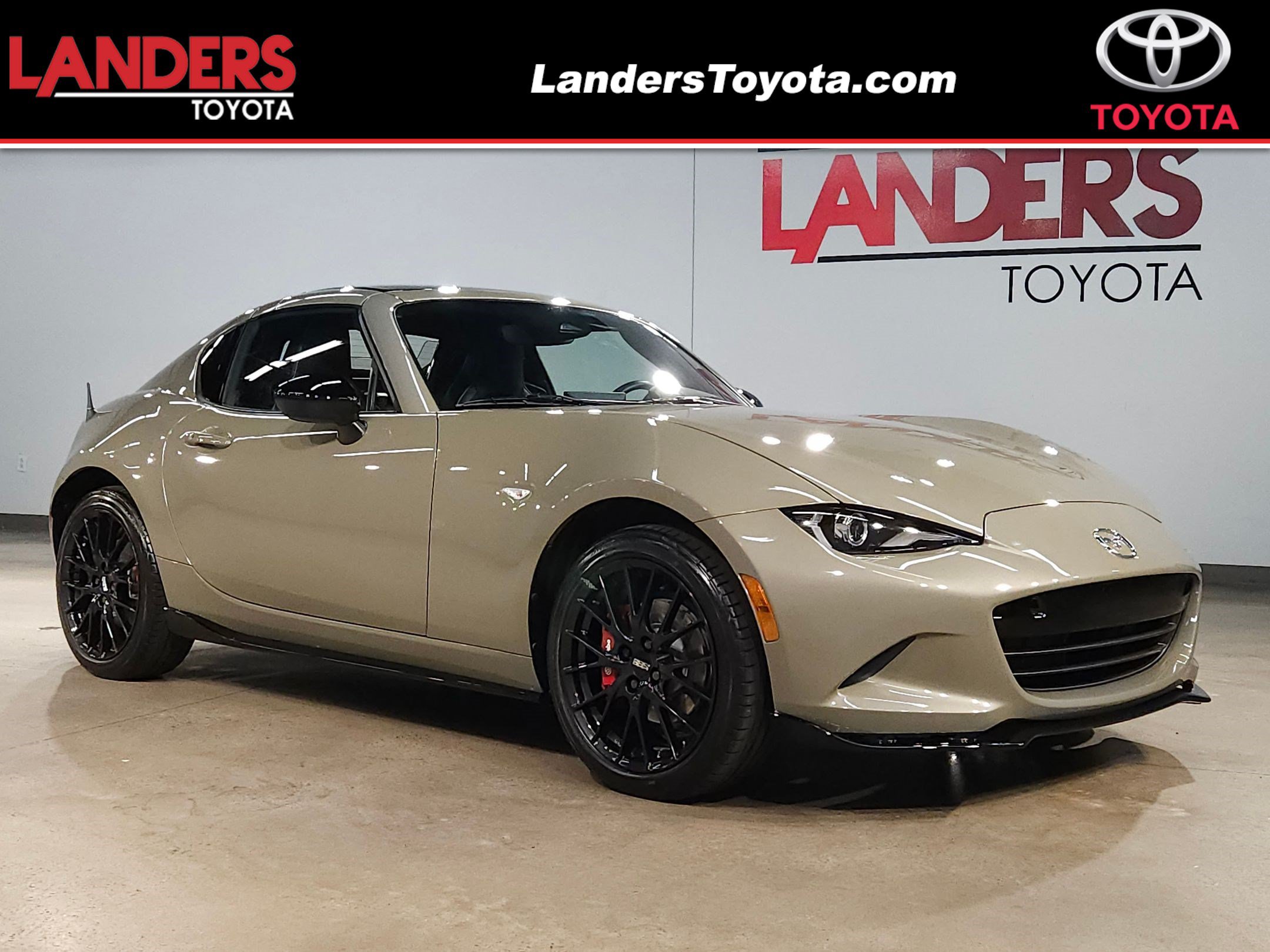 Used 2024 MAZDA MX-5 Miata RF Club RWD image 1