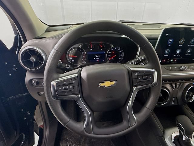 New 2026 Chevrolet Blazer LT w/ LPO, Black Sport Package FWD image 13