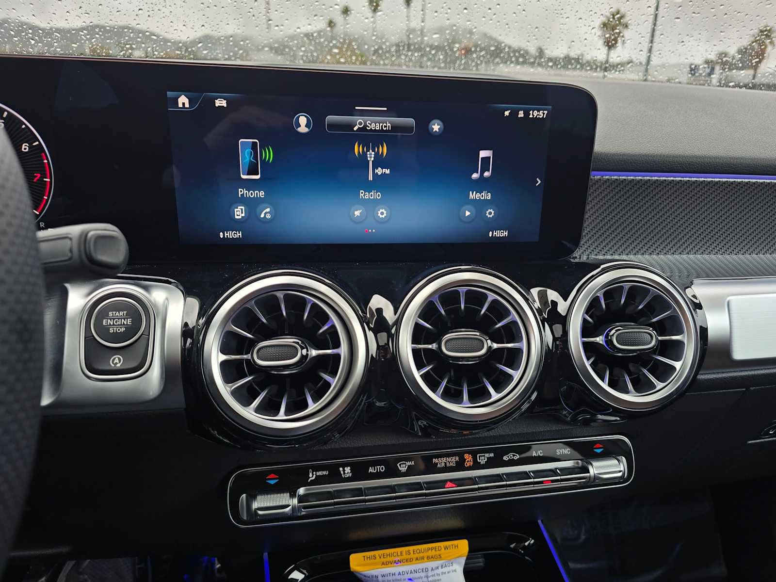 New 2026 Mercedes-Benz GLB 250 4MATIC image 26