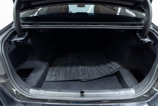 Certified 2025 BMW 530i image 9