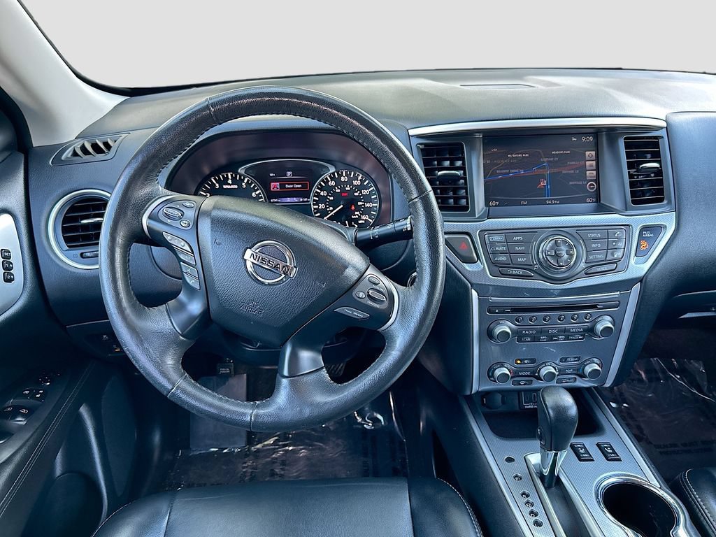 Used 2019 Nissan Pathfinder FWD image 22