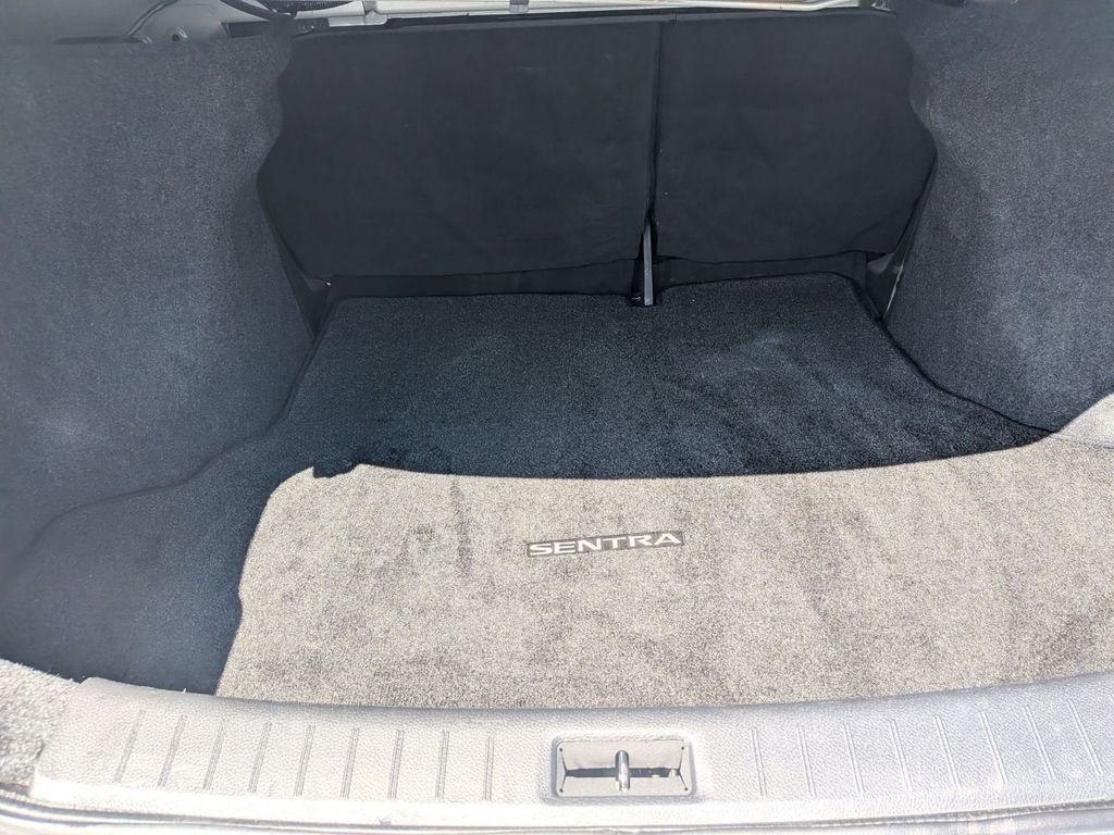 Used 2013 Nissan Sentra SR FWD image 34