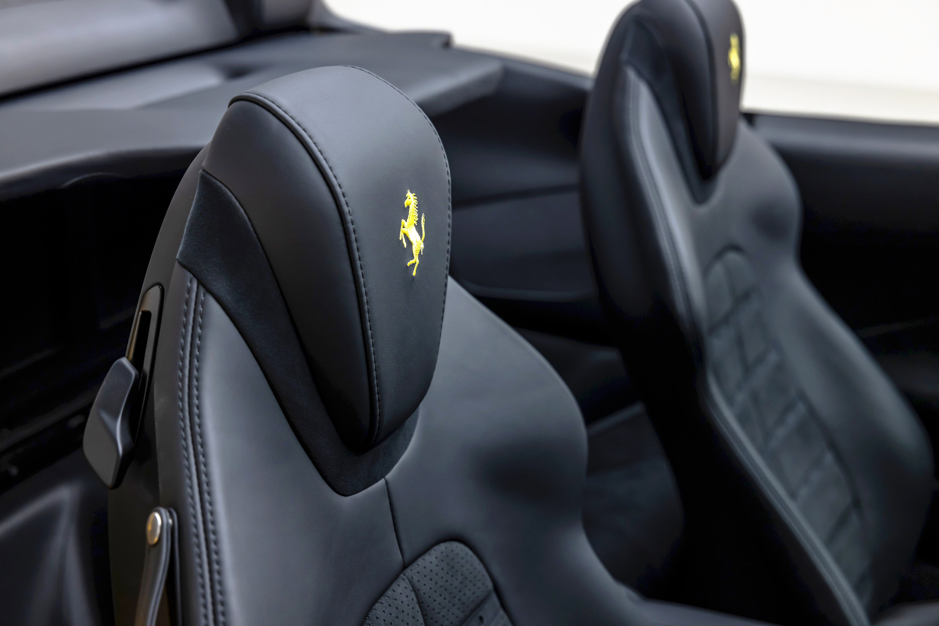 Certified 2025 Ferrari Roma Spider image 66