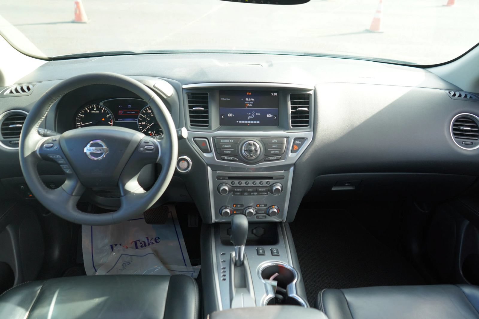 Used 2017 Nissan Pathfinder SL FWD image 18