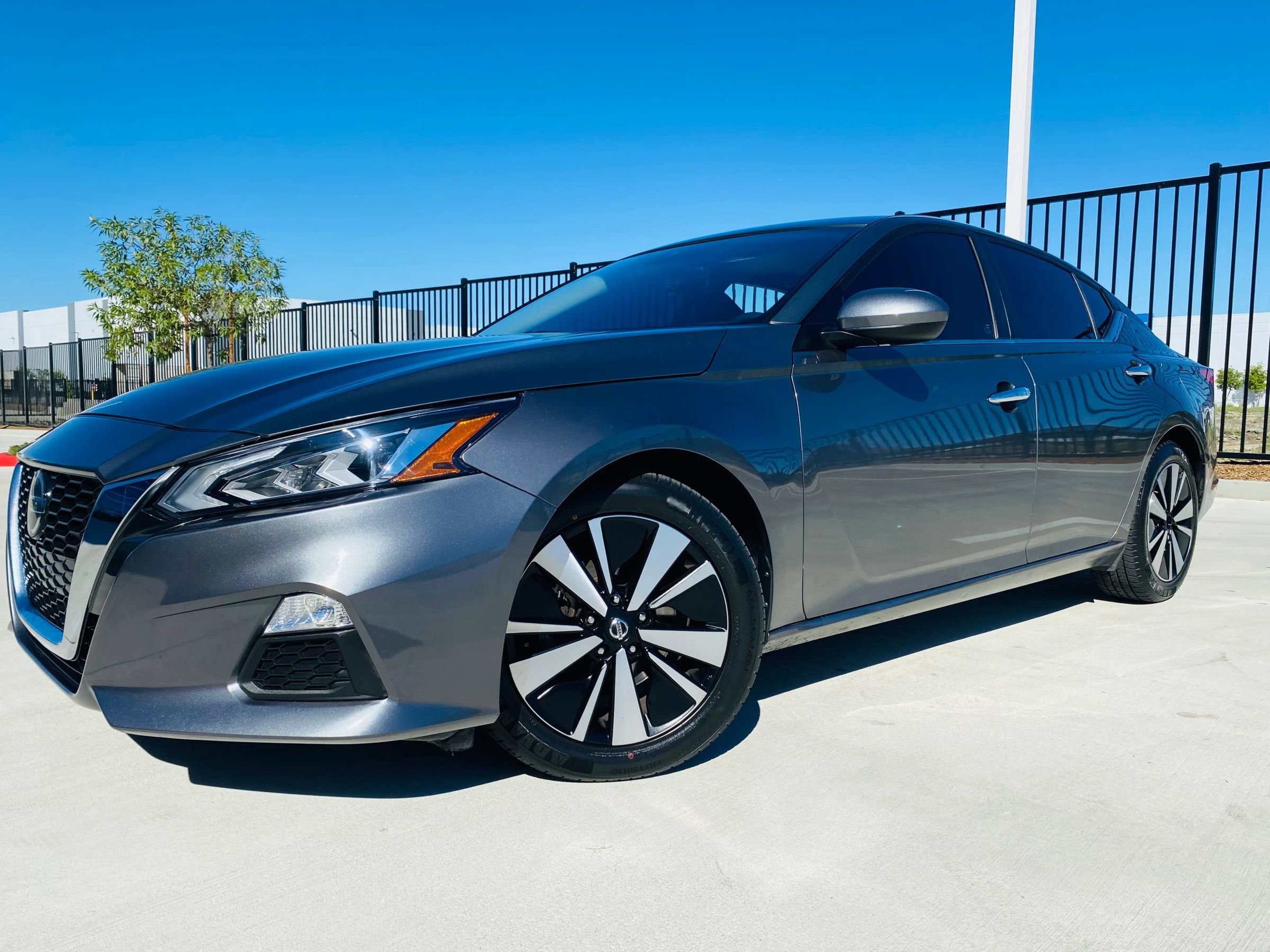 Used 2022 Nissan Altima 2.5 SV