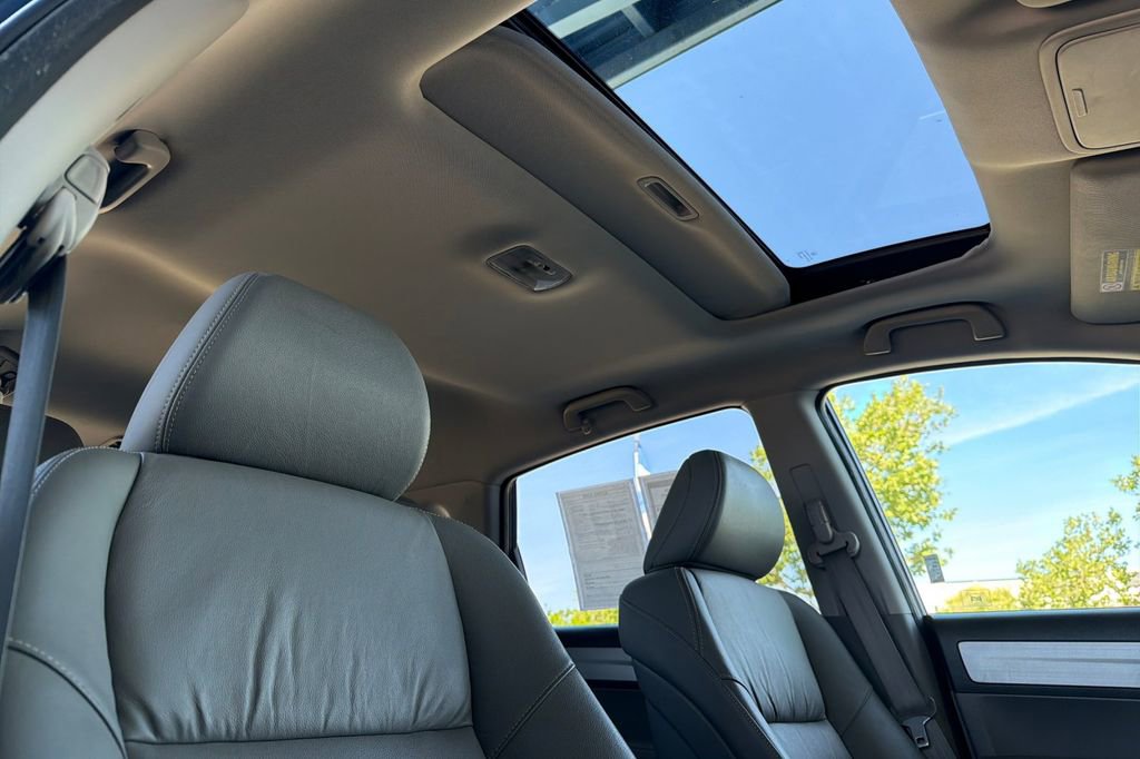 Used 2011 Honda CR-V EX-L image 16