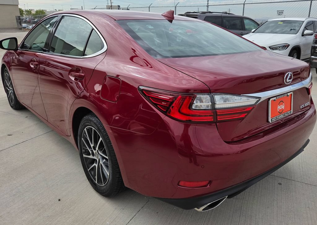 Used 2017 Lexus ES 350 w/ Luxury Package FWD image 7