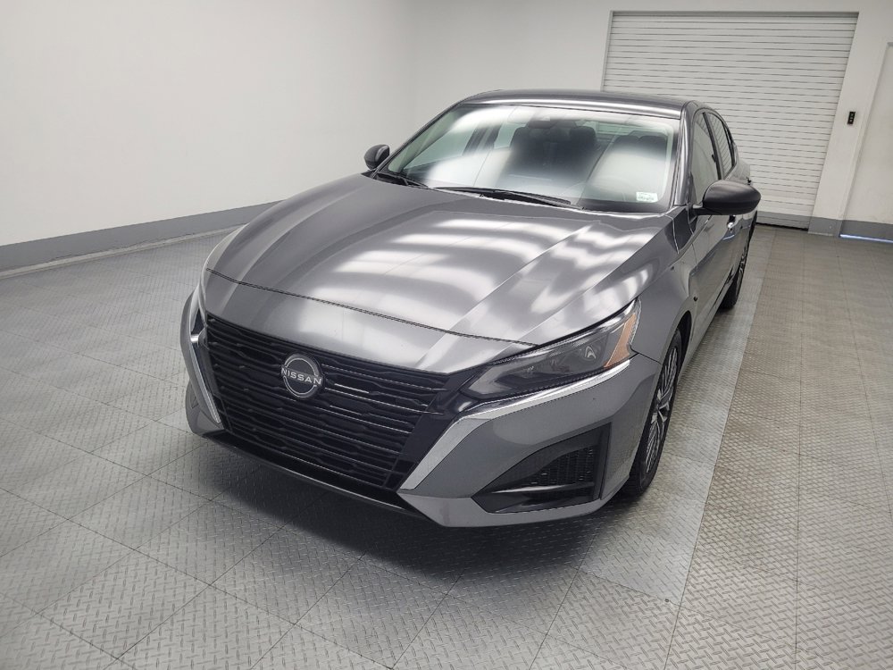 Used 2024 Nissan Altima 2.5 SV image 15