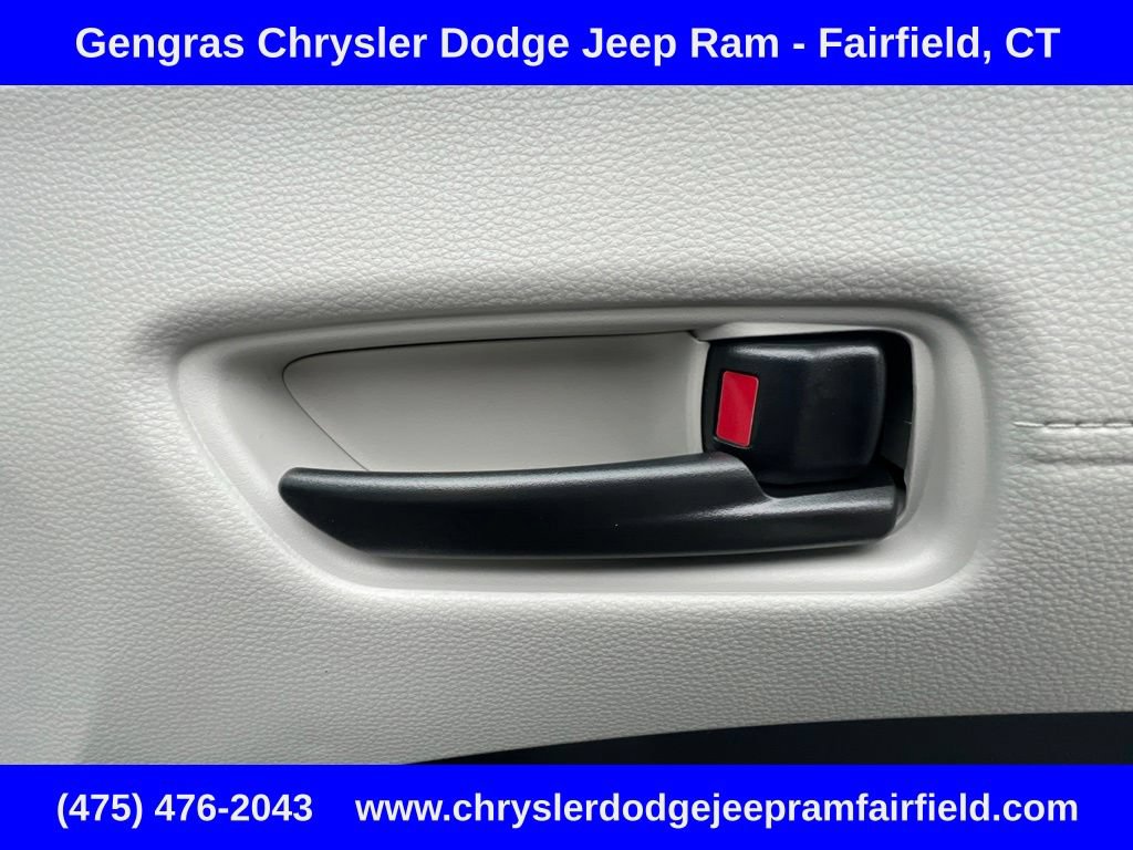 Used 2026 Toyota Corolla Cross L AWD/4WD image 16
